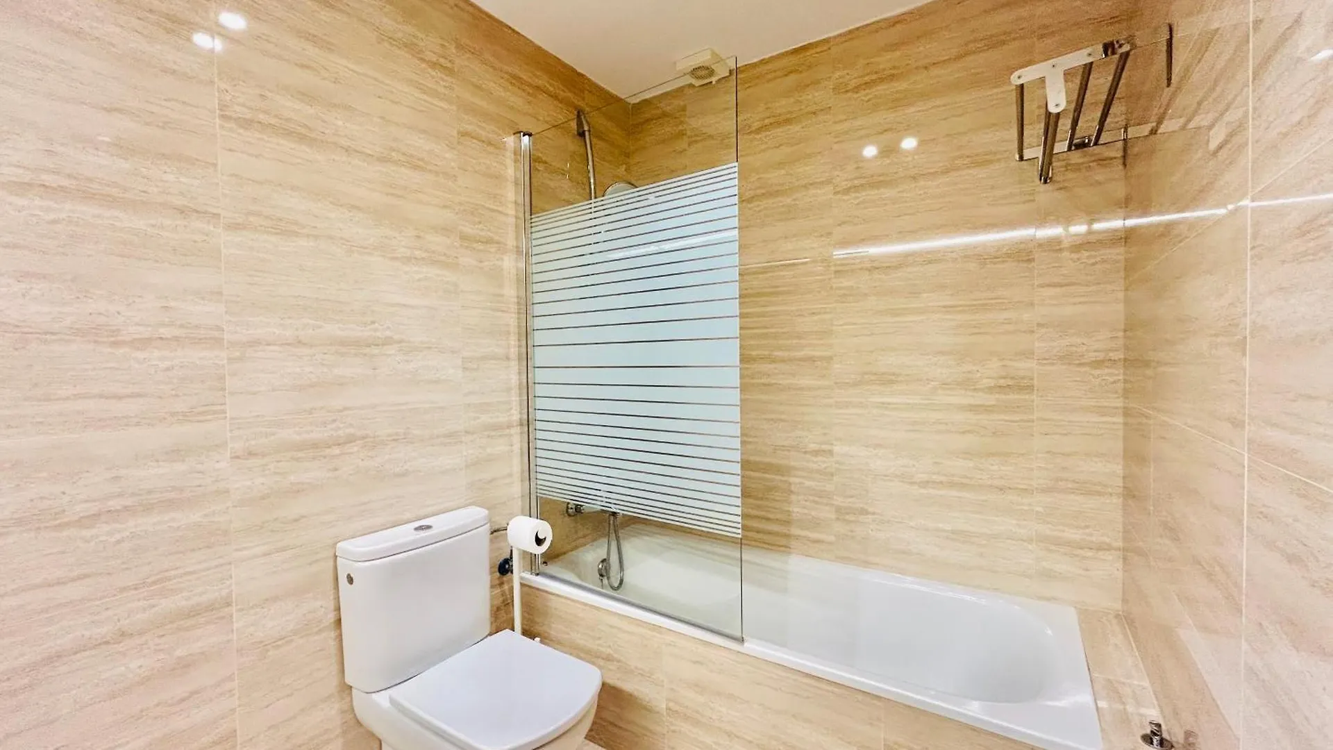 Wind Duplex Cambrils Beach 0*,