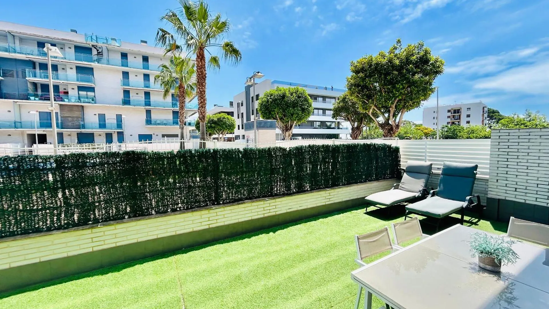 Wind Duplex Cambrils Beach 0*,